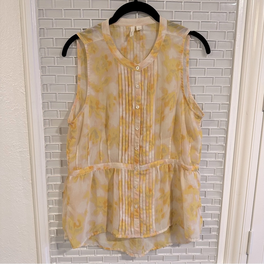 EUC Nordstrom Frenchi Sleeveless Semi sheer top